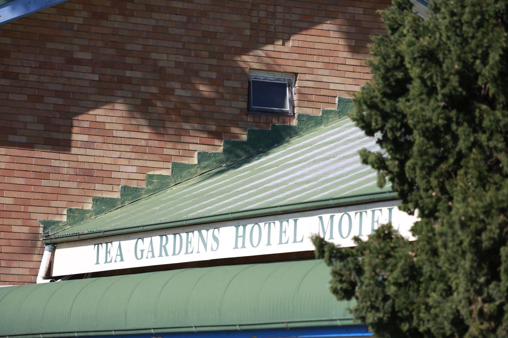 Tea Gardens Hotel Bagian luar foto
